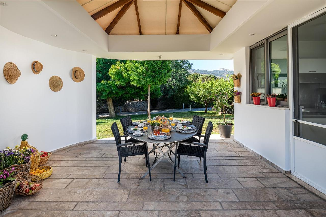 Syndriani Villa Cos